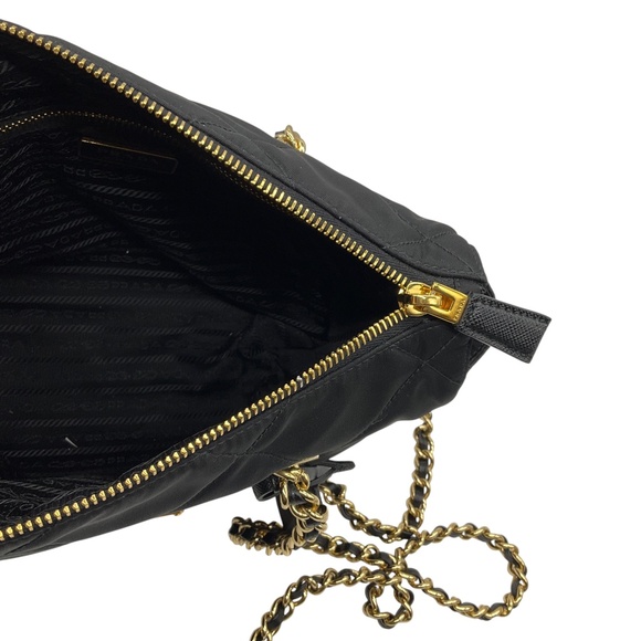 PRADA BLACK RE-NYLON IMPUNTU QUILTED RE-EDITION 1995 CHAINE SMALL TOTE BAG - Picture 7 of 15
